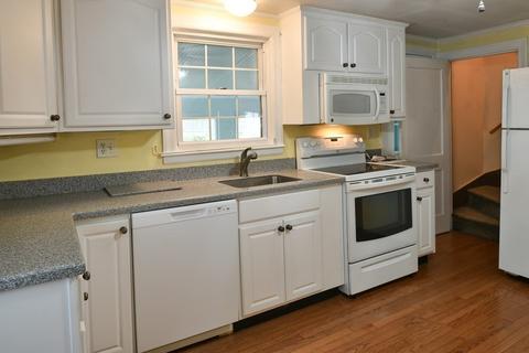 19 Macarthur Rd, Beverly, MA 01915 photo 4