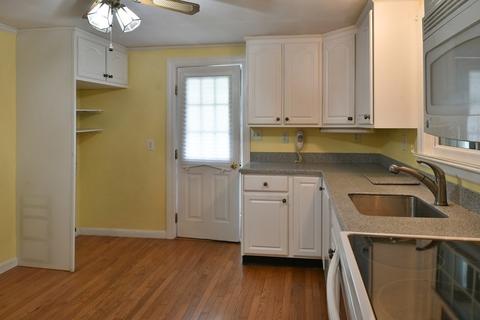 19 Macarthur Rd, Beverly, MA 01915 photo 6
