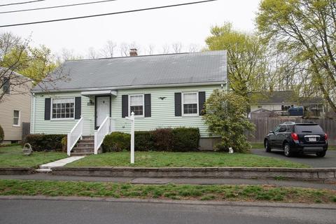 19 Macarthur Rd, Beverly, MA 01915 photo 2