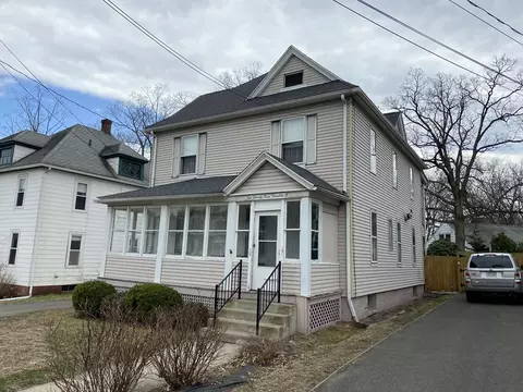 274 W Franklin St, Holyoke, MA 01040