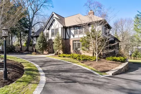 11 Rockridge Rd, Wellesley, MA 02481 photo 1