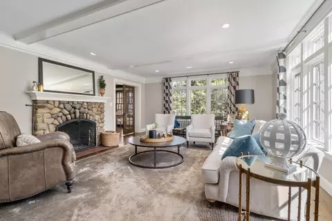 11 Rockridge Rd, Wellesley, MA 02481 photo 6
