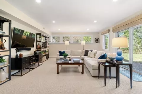 11 Rockridge Rd, Wellesley, MA 02481 photo 29