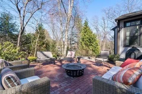 11 Rockridge Rd, Wellesley, MA 02481 photo 31