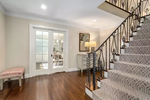11 Rockridge Rd, Wellesley, MA 02481 photo 4