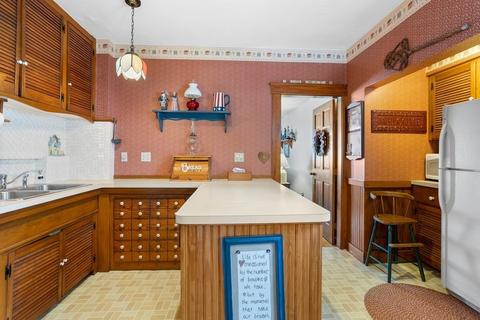 63 Whitmarsh Ave, Worcester, MA 01606 photo 18