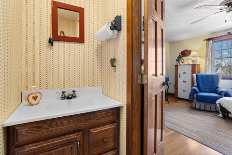 63 Whitmarsh Ave, Worcester, MA 01606 photo 22