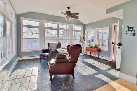 7 Douglas Ave, Hull, MA 02045 photo 12