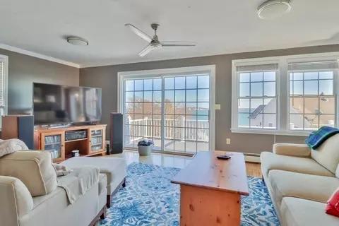 7 Douglas Ave, Hull, MA 02045 photo 8