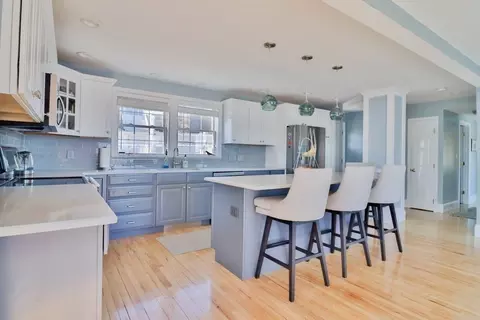 7 Douglas Ave, Hull, MA 02045 photo 6