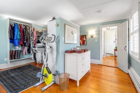 13 Waldron Ct, Marblehead, MA 01945 photo 17
