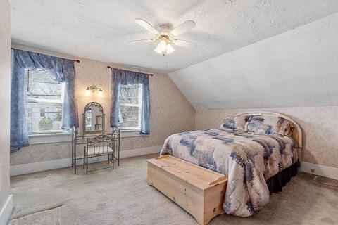 104 E Main St, Ayer, MA 01432 photo 17