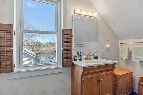 104 E Main St, Ayer, MA 01432 photo 21