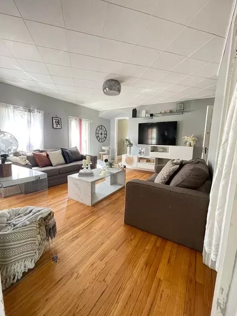 137 Springfield St, Chicopee, MA 01013 photo 10