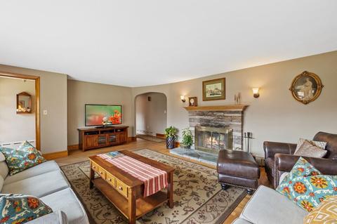 24 Plain St E, Berkley, MA 02779 photo 18
