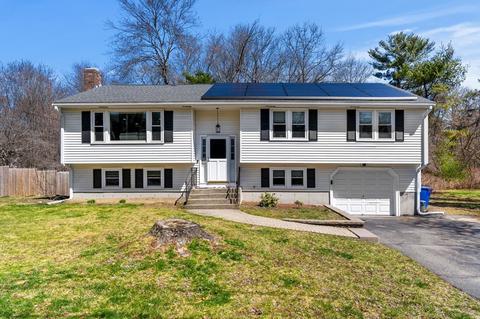 23 Princess Pine Ln, Milford, MA 01757
