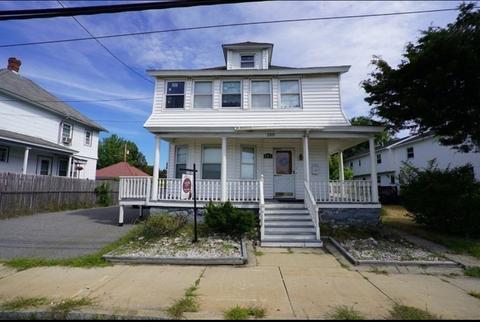 205 Haverhill St, Methuen, MA 01844