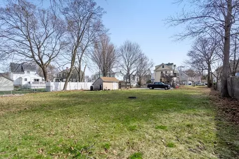 83 Cedar St, Wakefield, MA 01880 photo 29
