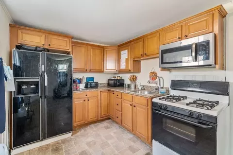 83 Cedar St, Wakefield, MA 01880 photo 22
