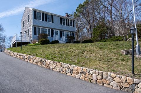 17 Mcgrath Rd, Bourne, MA 02562