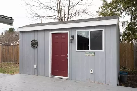 53 N Belgian, Danvers, MA 01923 photo 33