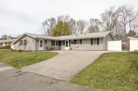 53 N Belgian, Danvers, MA 01923 photo 2