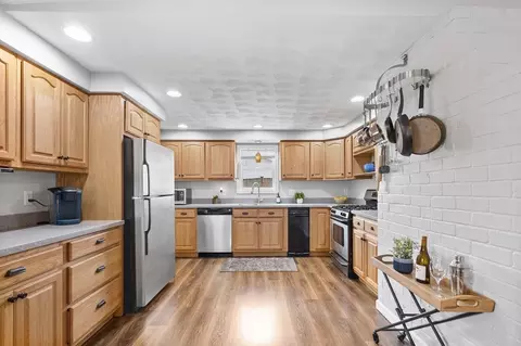 53 N Belgian, Danvers, MA 01923 photo 9