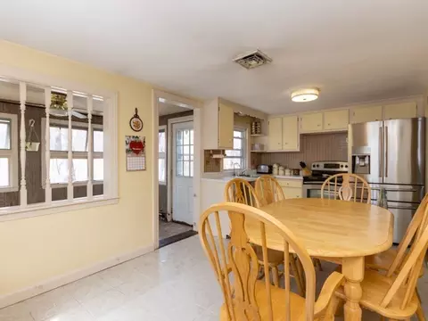 7 Roberts Rd, Canton, MA 02021 photo 9