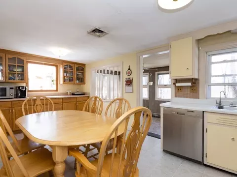 7 Roberts Rd, Canton, MA 02021 photo 6