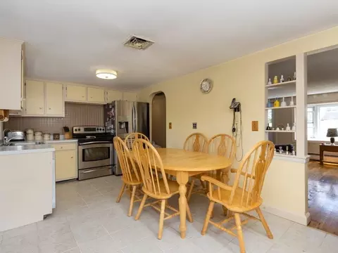 7 Roberts Rd, Canton, MA 02021 photo 8
