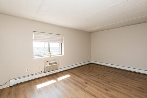 159 Franklin #E8, Stoneham, MA 02180 photo 38