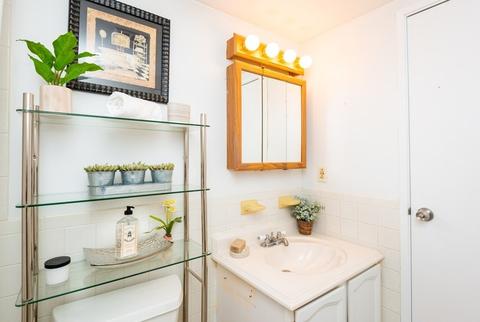 159 Franklin #E8, Stoneham, MA 02180 photo 27