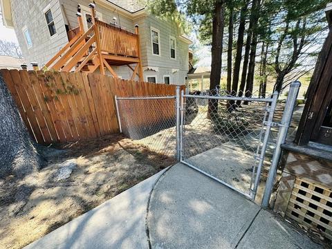 122 Grattan St, Chicopee, MA 01020 photo 8