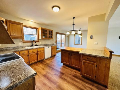 122 Grattan St, Chicopee, MA 01020 photo 15