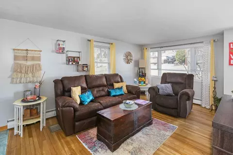 76 Gates Ln, Worcester, MA 01603 photo 8