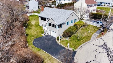53 Hillcrest Ave, Beverly, MA 01915 photo 2