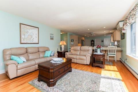 53 Hillcrest Ave, Beverly, MA 01915 photo 8