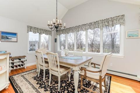 53 Hillcrest Ave, Beverly, MA 01915 photo 4