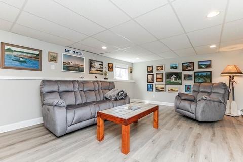 53 Hillcrest Ave, Beverly, MA 01915 photo 19