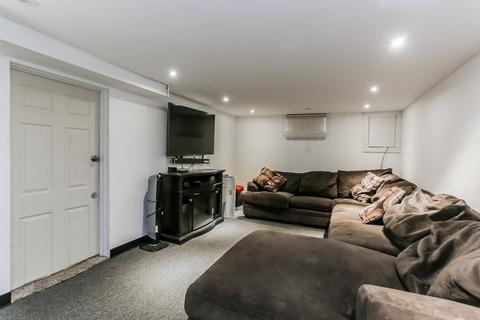 42 Wellfleet Dr, Springfield, MA 01129 photo 21