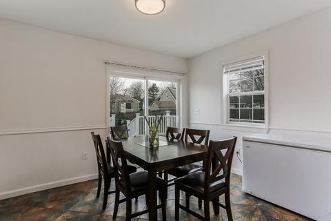42 Wellfleet Dr, Springfield, MA 01129 photo 11