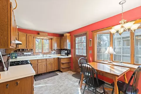 17 Oceanside Dr, Beverly, MA 01915 photo 15