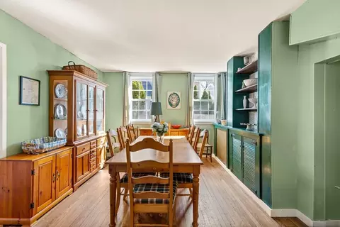 17 Oceanside Dr, Beverly, MA 01915 photo 9