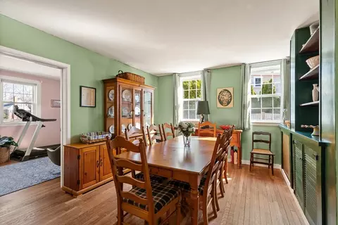 17 Oceanside Dr, Beverly, MA 01915 photo 10