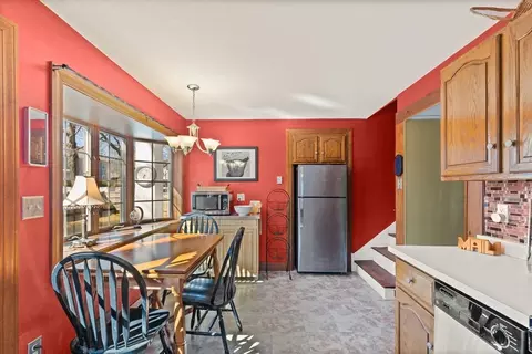 17 Oceanside Dr, Beverly, MA 01915 photo 14