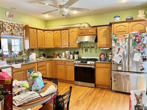 71 Locust Ave, Worcester, MA 01604 photo 5