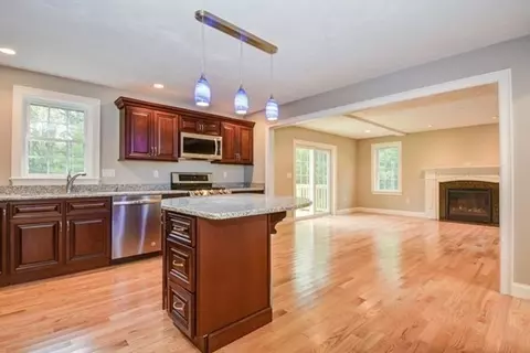 128 Vine St, Douglas, MA 01516 photo 8