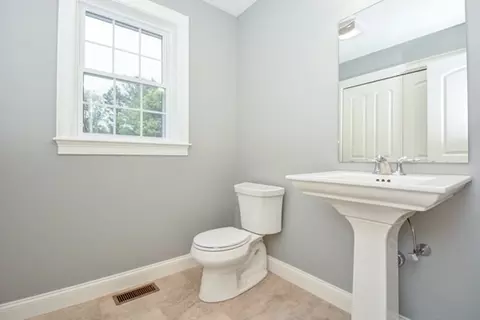 128 Vine St, Douglas, MA 01516 photo 15