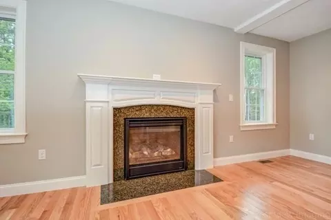 128 Vine St, Douglas, MA 01516 photo 11