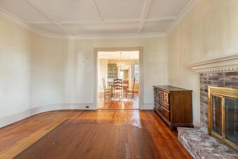 10 Baker St, Gloucester, MA 01930 photo 9
